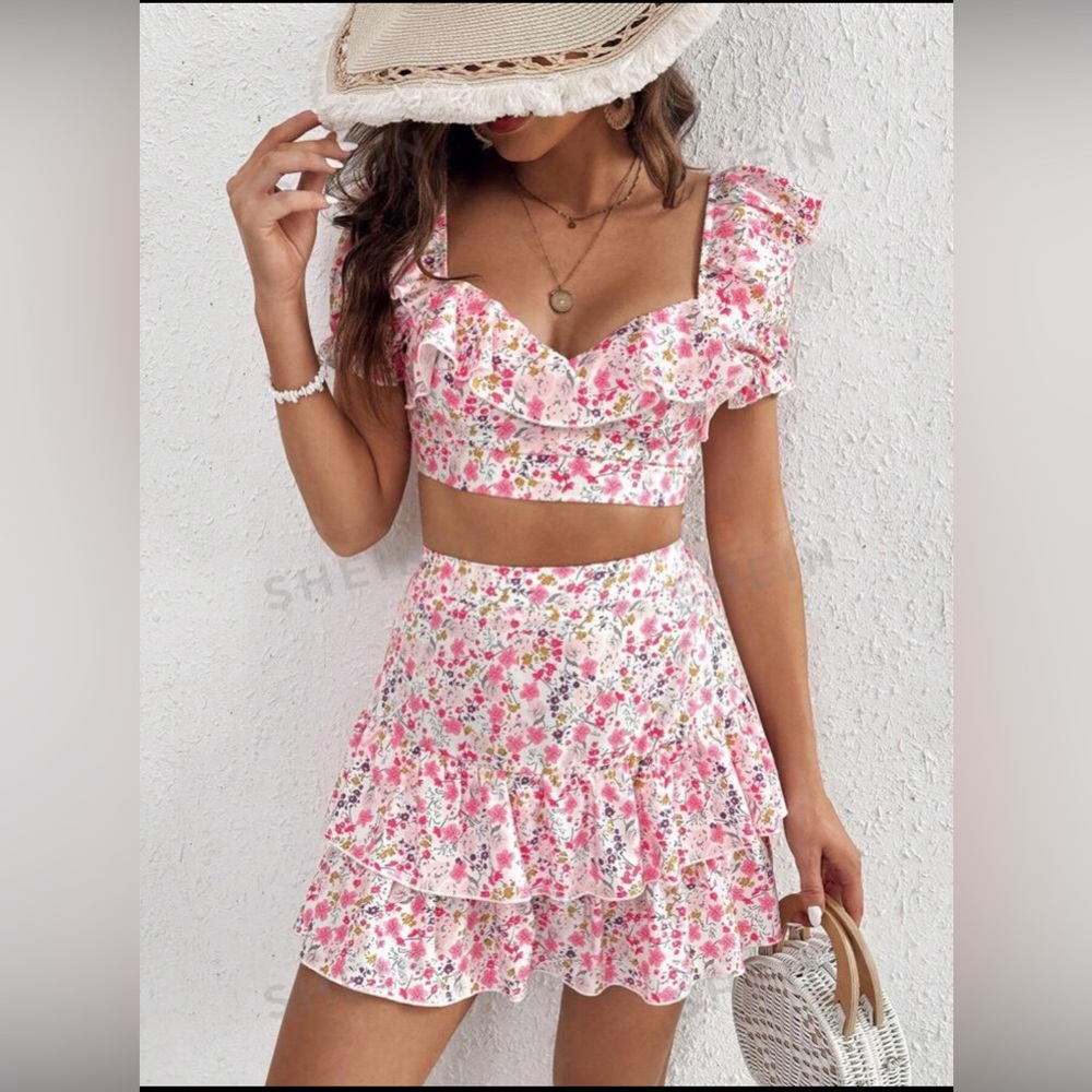 SHEIN VCAY Women Summer Bubble Sleeve Ruffled Collar 2 piece set